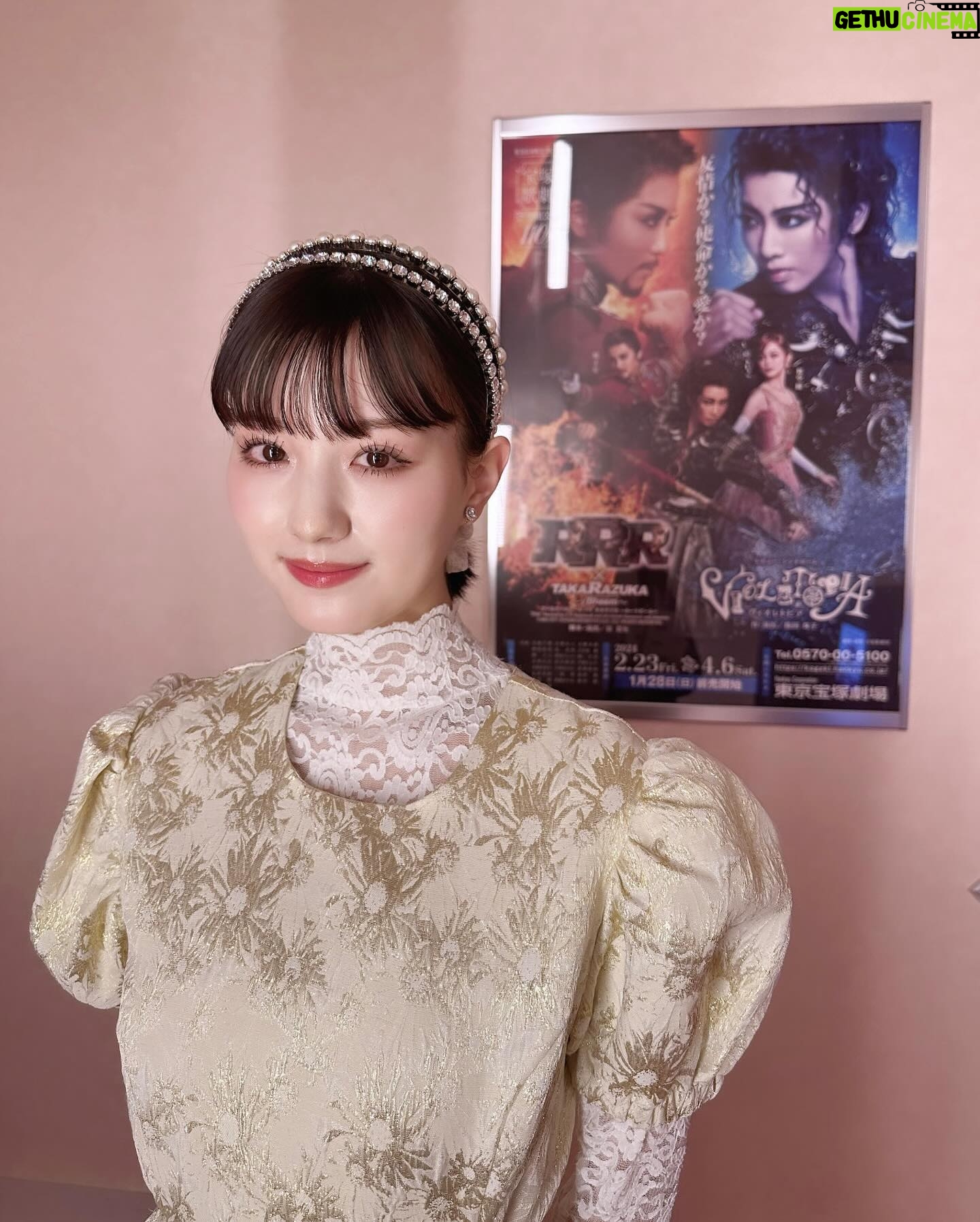 Noa Tsurushima - 3 Likes - 先日、きっと永遠に忘れない観劇…
ご贔屓様はいつだって私を夢へと誘ってくださいます…🧑🏻🎨💙🎪🌊🔥
#のあくろーぜっと
