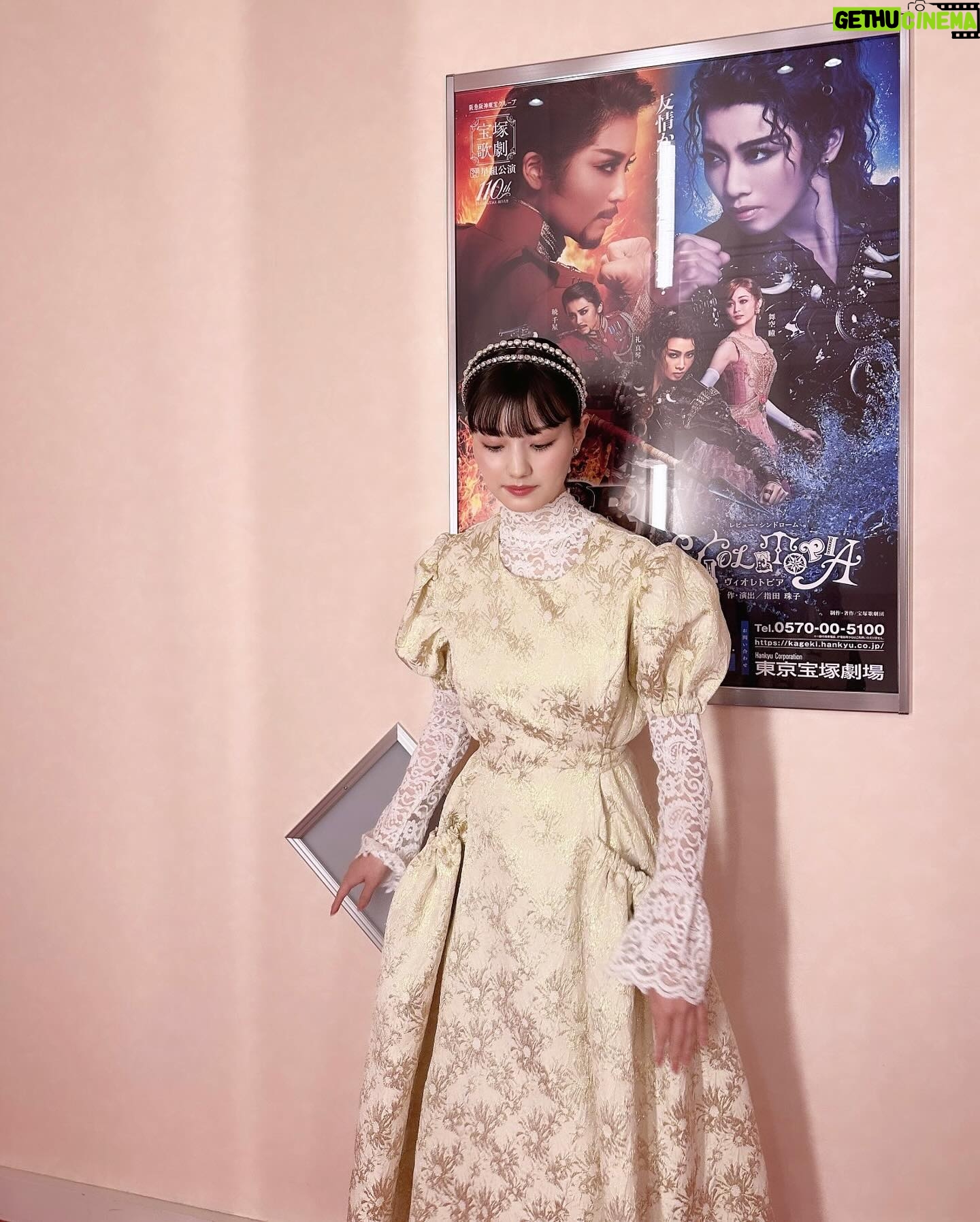 Noa Tsurushima - 3 Likes - 先日、きっと永遠に忘れない観劇…
ご贔屓様はいつだって私を夢へと誘ってくださいます…🧑🏻🎨💙🎪🌊🔥
#のあくろーぜっと