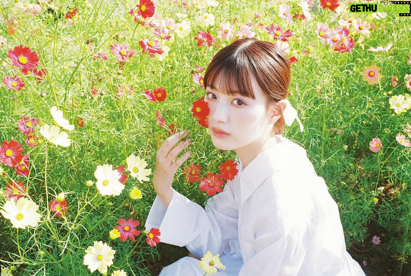 Noa Tsurushima - 3 Likes - お知らせです🌹
3/9(土)
HMV&BOOKS SHIBUYA 6Fにて
フォトエッセイ発売記念イベントを開催させていただきます!
皆様にお会いできるのを心より楽しみにしております☺︎
詳細はこちらから↓
https://www.hmv.co.jp/store/event/49833/
参加券先着お申し込みは、(こちらがないとイベントに参加ができません!)明日2/21(水)17:00より、皆様是非ご参加下さい♡
#鶴嶋乃愛1stフォトエッセイ
#微睡む花の様に