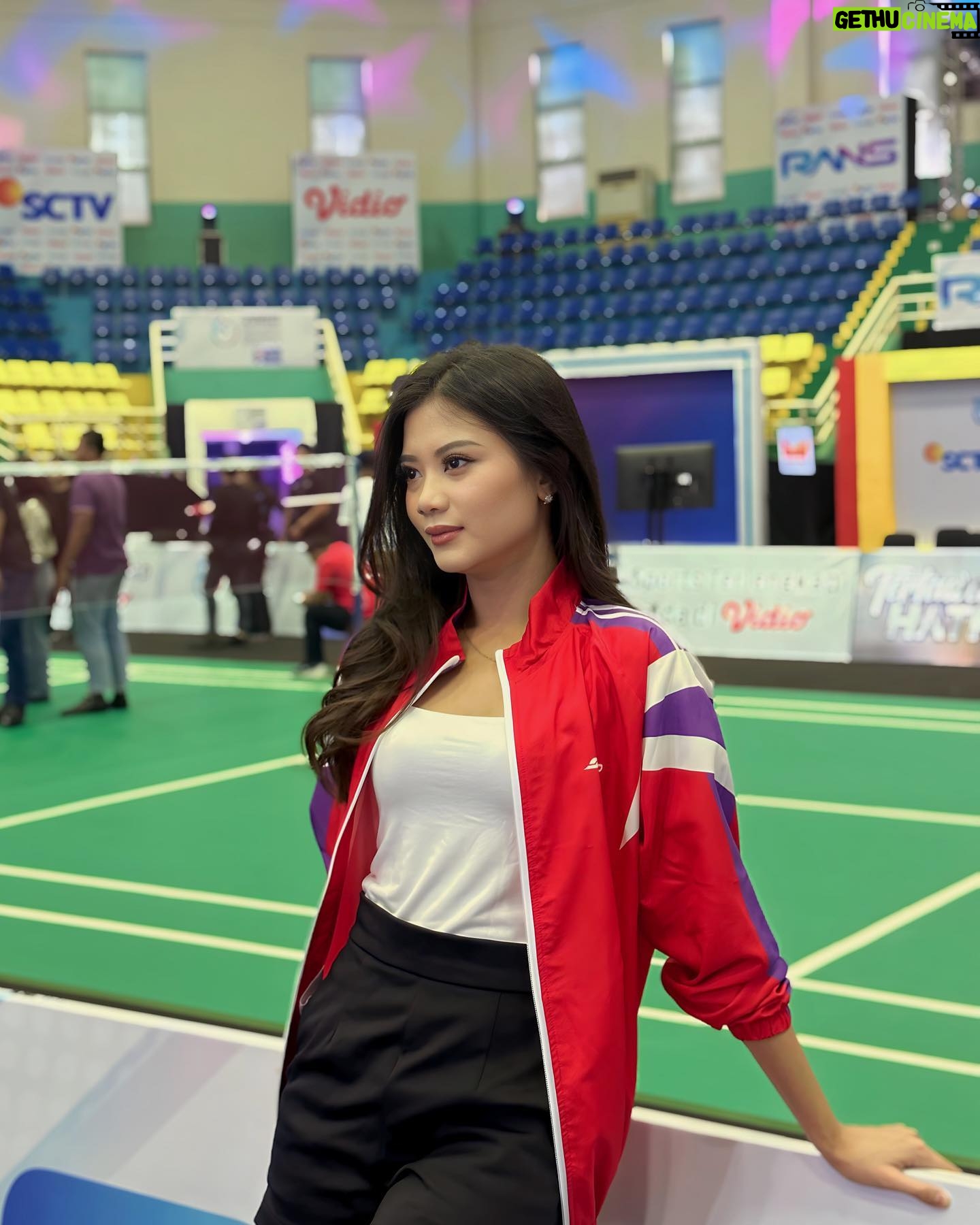Noella Sisterina - 3 Likes - weekend waktunya TOSI season 2, letsgo! 👊🏼 @turnamenolahragaselebritiid @vidiodotcom