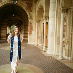 Noelle Sheldon Instagram - The one where she graduates college!!! 💛💙Just finished at UCLA with a degree in psychobiology and minor in film!! Go Bruins!!