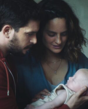 Noémie Merlant Instagram - Baby Ruby 👶🩸
Kit Harington
@merediththeweasel 
@besswohl @alexsaks @laurenbeveridge @magnetreleasing