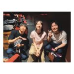 Non Instagram - かが屋さんの単独ライブ「かが屋の大カロ貝展」を観ました🐚 すごかったあ〜 真っ白な美術だったけど、色んな景色が見えて笑いまくりました🍦🍫 🦀 #かが屋 #かが屋の大カロ貝展