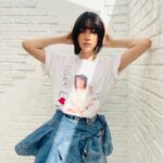 Non Instagram - 実は、中森明菜さんと同じ誕生日7月13日かに座🦀繋がりでお声がけいただきました。 中森明菜さんの曲達を流しながらの撮影は至福の時でした👼 Styling: @izumimachino Hair&Make up: Shie Kanno #akinanakamori #42ndanniversarycollection #zozovilla @zozovilla_official