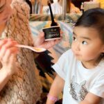 Nonoka Ono Instagram - 🍨🥭 @andmeal_official × @ete.restaurant のコラボ ギルドフリーアイスクリーム完成イベントに 娘と一緒にお邪魔してきました🧡 白砂糖、生クリーム、添加物不使用なのに こっくりとまろやかな甘みに大感動🥹✨ ちなみにこれで130kalだって、、🥹✨ 冬に一般販売されるみたいなので、 お楽しみに、、✨ おしゃれなロゴは我らが具義さん @gugitter デザイン🖤 タイミングがあって、一緒に食べられた☺️🖤 そしてプロデュースしたソンミさん @sonchan0111 にも初めてお会いしたのですが 透明感通りしてほぼ透けてました🤍 お肌のケアももちろんだけど 食べるものって大事なんだな🥹🤍 ランチのロールキャベツも 美味しすぎた、、 こちらは @andmeal_official で さっそくポチります☝️💚