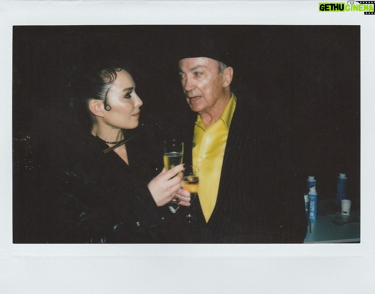 Noomi Rapace Instagram - Thank you @alexandermcqueen & @lucienpages for having me and congratulations Seán on your first show. 🖤🖤🖤 Followed with a beautiful evening with friends at my favourite restaurant @labelleepoqueparis 🖤