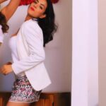 Noor Malabika Instagram - Move with a genuine heart and pure intentions🫰🏻 📸 : @ginnymoolya #designer #shoot