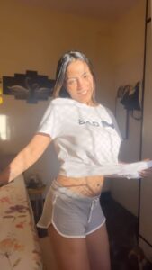 Noor Malabika Instagram - B4 workout warmup at home for 5 minutes😉 #warmup #athome #freestyle #metime
