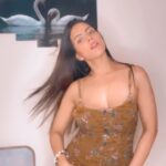 Noor Malabika Instagram - 🤎🤎🤎 #the #way #moves #myway