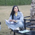 Noor Mazen Instagram - شلونكم ويه الدراسه؟🤔 #خان_الذهب_البداية #عذراء #نور_مازن | #noor_mazin