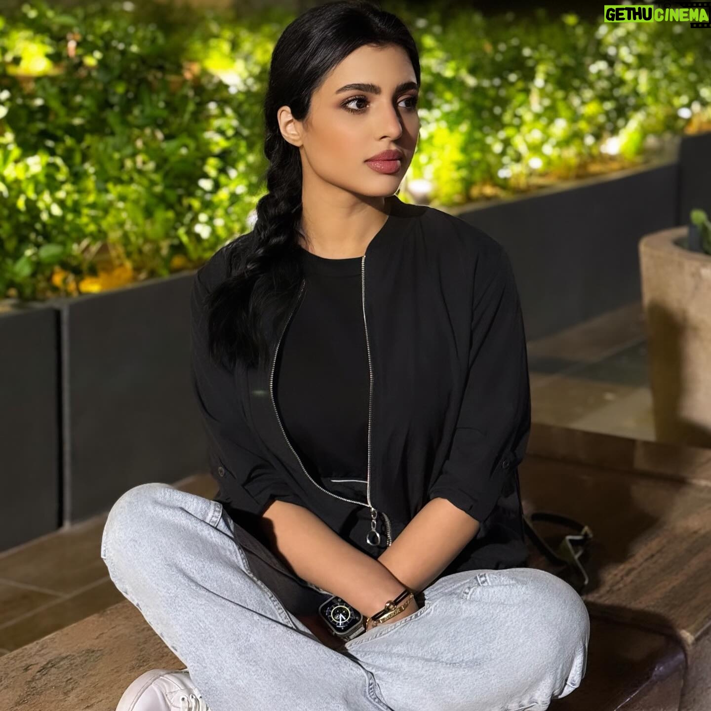 Noor Mazen Instagram - يانبض الروح ياعشرة عمر وسنين 🫶🏼
