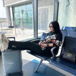 Noor Mazen Instagram - تفضلون السفر وحدكم 🦦 لو تحبون يكون وياكم احد 🤔✈️