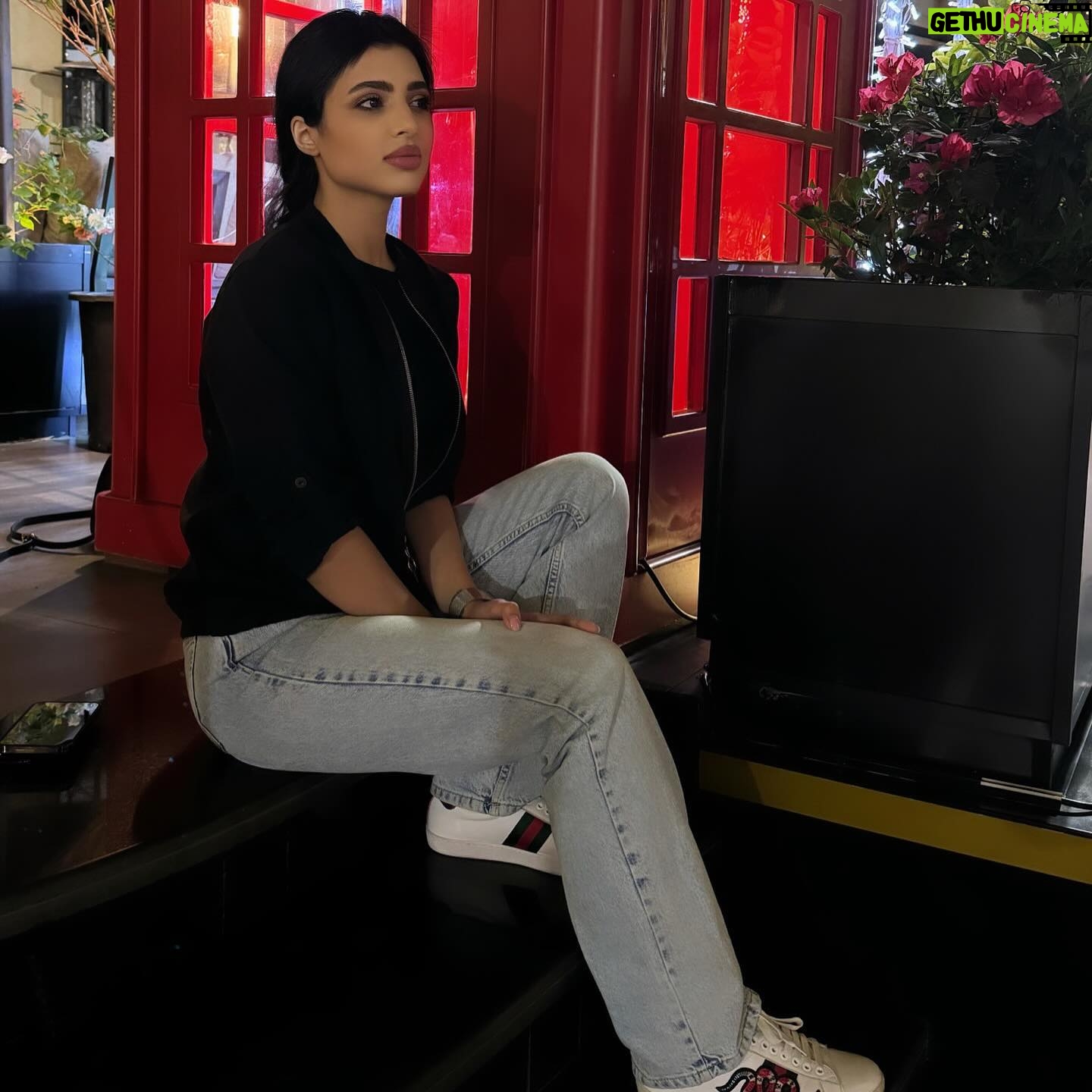 Noor Mazen Instagram - يانبض الروح ياعشرة عمر وسنين 🫶🏼