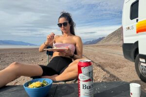 Nóra Trokán Instagram - Trip of a lifetime

🇺🇸🐴🏜️🕊️🌴🏔️🐬🌊🌅🚐

#california #arizona #utah #nevada