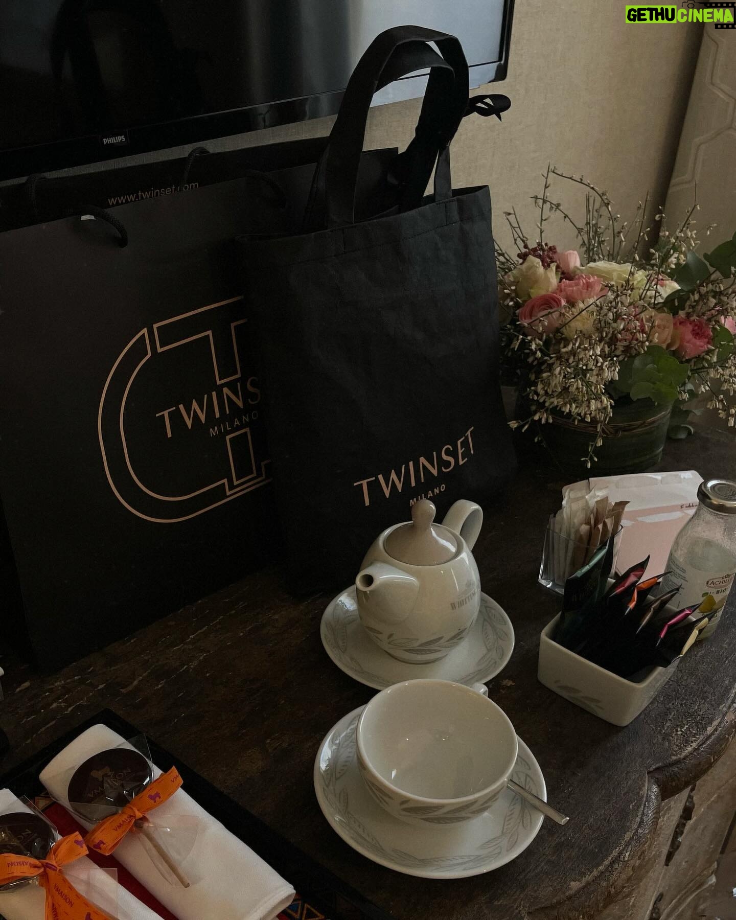 Nora Gharib Instagram - Grazie mille @twinsetofficial 🤌🏽