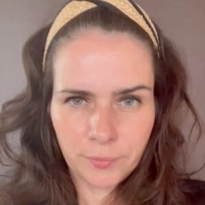 Nora Tschirner Instagram - Link in Bio. 
#klassenkasse
#WieVielMachtEinEuro
#sheroes

@quattromilf
@rezo
@rogerrekless
@carokebelin
@amadeuantoniostiftung
@michafritz 
@Stein_schmeltzer_dr.rienhoff
@amadeuantoniofoundation
@sheroes_fund
@betterplace_org
@jany.tempel und @mtg.mvmt