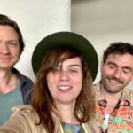 Nora Tschirner Instagram – Die „ARTE 42“ Studio-Crew wollte heute mal beweisen, dass wir HINTER der Kamera völlig verschwendet sind. Aber…ach egal. Wir konzentrieren uns jetzt einfach wieder auf‘s Inhaltliche. Und auf Eibrot. 🤷🏻‍♀️

“ARTE 42” nächste Folge „Die Sprache der Tiere“ morgen, 6.5., 
15 Uhr auf ARTE-YouTube 

#arte42