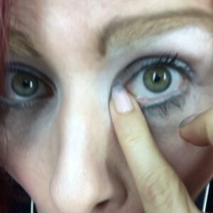 Nora Tschirner Instagram - Oft werde ick- jerade inne letzte Zeit und jerade natürleh nach der heutijen Story- von Leuten anjesprochen, die sisch und misch fragen: „Claudia, Dein Brasilianisch is ja nu wirklisch ne Wucht. Wie machst Du dit. Und wie isset Dir auch von den Körperlischen her möglisch jewesen, den verbotenen Tanz “Schorang glussi fui
eyjundschiha Sony Fisch hurra” zu erlernen. In alle Grazie und vonne Karamba her.“ Ick habe, offen jestanden, meist einfach nischt die ßeit und die Buntstifte, dit zu erklären. Jutet Brasilianisch is -wie jeder weiß- in Enteffekt eine Frage dit Karaktas. Und den hat man eben  ODER man hat ihn nischt. (Wie bei Kahrißmer.) Und für die Ermutijung, zu meiner Feurischkeit in Sachen Körpersprache ßu stehen, bin ick seit jeher meine Freundin Carina @cristinadorego Domingo ßu n riesengroßn Dankeschön verflichtet. Sie hat diesbeßüglich immer an mich jeglaubt. (Ähnlisch wie Nicolay, der dit aber hier jetze in den speziellen Fallle nisch so ßaigen kann. Naja.) Für alle, die sisch trotz leischter Karakta-Defißiete den Sommer über bei de Kirmes nisch ausjeschlossen fühlen wollen, hier nochmal n Tutohriel ßu’n Mitsingen-Üben. Plus Bonus-Treck. Jern jeschehen und Schüssi, eure Claudi.

#Anßeige wegen Buntstiftreklame
