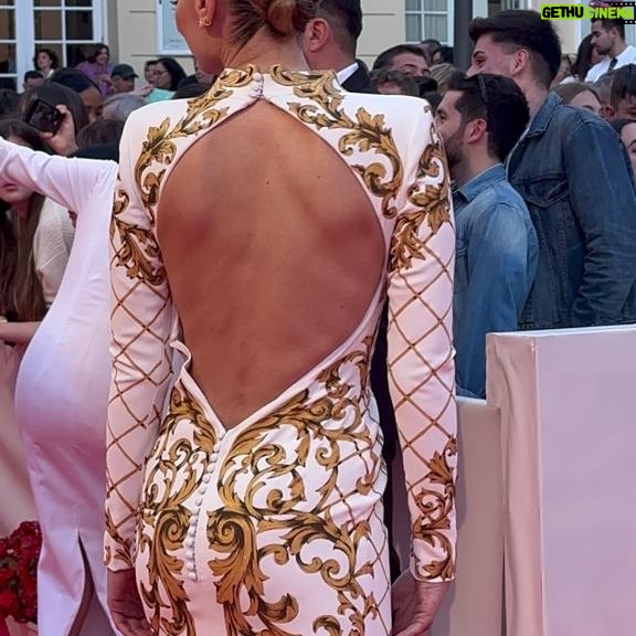 Norma Ruiz - 1.2K Likes - Aquí el segundo look para la clausura del @festivalmalaga de @rubenhernandezcostura_ @magritshoes @fashandcom @clarinsespana GRACIAS ❤️