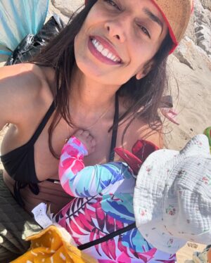 Noua Wong Instagram - Sai um post da moda, o famoso recap.

Fiz anos, o meu amor fez anos, sobrinho lindo faz anos e é dia da criança. Caramba, tudo numa semaninha…
Aproveito pra agradecer todas as msg LINDAS que recebi no meu dia, mts de pessoas que não vejo tantas vezes mas que quiseram fazer-me um carinho bom. Obrigada galerinha❤️
Ao meu sobrinho que este ano faz 24 no ano 2024, vais ter mta sorte meu docinho. Te amo!
Ao meu nenemzinho desejo que o dia de hoje tenha sido tão  delicioso pra ti como foi pra mim, ❤️ te amo ❤️
Já viram como o tempo está a voar? Daqui a nada é Natal 😂🥰