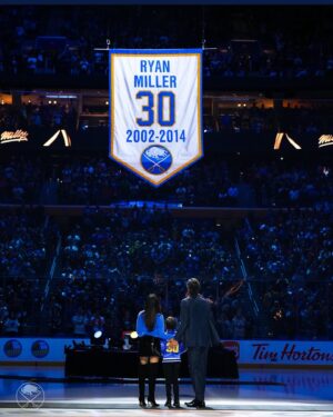 Noureen DeWulf Instagram - What a night Buffalo ✨✨✨ goosebumps and chills … so much magic #30forever