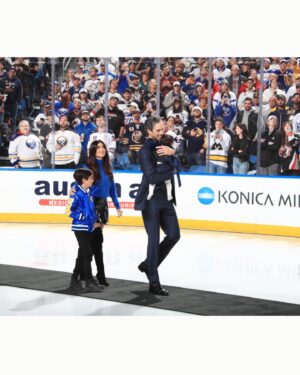 Noureen DeWulf Instagram - What a night Buffalo ✨✨✨ goosebumps and chills … so much magic #30forever