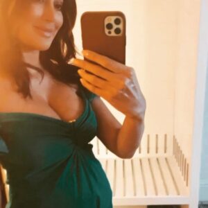 Noureen DeWulf Instagram - Six years later… Round 2 💛👼
