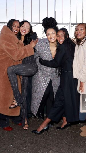 Novi Brown Instagram - EMPIRE STATE BUILDING. 
ICONIC. 
SPEECHLESS. 
SEASON 7. 
THANK YOU FOREVER. 
🤍🤍🤍
 📹 @chopituppee_prod