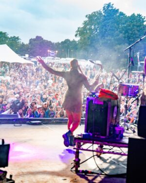 Nubya Garcia Instagram - We Out Here

I honestly have no words, just thank you for your energy, your attention, your joy 

Thank you to @barrelljonesmusic @joeajkeys @theon_cross - dayummm we had a time! 

I’ve never had a crowd singing back to me, that’s a first I’ll remember forever.

Thank you for being alert and taking care of each other in the crowd. 

Thank you for the outpourings of your energy - I felt it all up there 

Thank you to my Day 1s , those new to my journey and all in between 

Big up @geoffmi7 on front of house sound 

Thank you to @mulberryengland @reformation and @drmartensofficial for the fit, y’all made me feel ✨
My hair by @clairedegraft ❤️
Photography by @elliekoepke 

Big love x