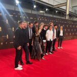 Nura Habib Omer Instagram - @deutscherfernsehpreis Jeder weiß jetzt dass eure deutschen Herzen höher schlagen wenn es um europäische weiße christliche Flüchtlinge geht. Dass an den Grenzen & im Mittelmeer jeden Tag viele Menschen sterben, wurde natürlich nicht erwähnt weil es NUR Bpocs & Pocs sind. Ich hoffe ihr habt euch gestern so doll auf eure male whiteness gefeiert & so viel getrunken dass ihr suffschiss habt! Danke für nix 👗 @melisaminca 💄 @larissahewan 💇🏾‍♀️ @soshawn_