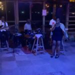 Nura Habib Omer Instagram – Danke erstmal an jeden der Gespendet hat und oder geholfen hat diese Spendenaktion zu promoten ❤️ Wir haben schon so viel Geld zusammen & ich bin euch unglaublich dankbar dass ihr am Start seid für so eine gute Sache! Hier ein paar Eindrücke aus meiner Reise mit @soskinderdoerfer & @nikobackspin. Ich hab unter anderem Festo Violett Sharifa & Joyce kennen lernen dürfen. Ich freu mich drauf, wenn wir euch endlich zeigen können, was wir alles zusammen gemacht haben 😅 Knutscha Leute, ihr macht mich so happy mit der Spendenaktion 🥺🥺🥺💘💘💘