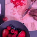 Nura Habib Omer Instagram – Niemand liest mehr captions..nur Sex bots am kommentieren 😅 Abdul xls skyofogn e ykdkdoxoxk de Lene flylyndldld Emsland f juckt niemand