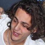 Nura Habib Omer Instagram – @diediscounter Staffel 3 ist online 😇 Feedback?