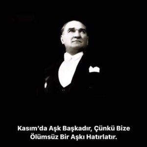 Nurseli İdiz Instagram - Kasım’da Aşk Başkadır, Çünkü Bize Ölümsüz Bir Aşkı Hatırlatır. ❤️🙏🏼🌸🇹🇷 #mustafakemalatatürk #atatürk #10kasım #atamizindeyiz