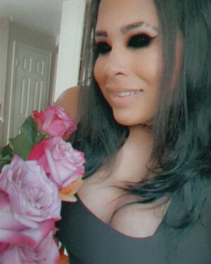 Nyla Rose Instagram - Buy me flowers