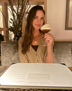 Odette Annable Instagram - ✨ 39 ✨