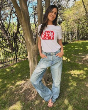 Odette Annable Instagram - Supporting @allianceofmoms led by my friend @_heartmom_  is an honor. We, as Mothers, need community. We need love, support and guidance. Alliance of Moms does that and more by supporting parenting teens in foster care. Please help support this beautiful organization that has helped change people’s lives this Mother’s Day and purchase this awesome tee. #LOVELIKEAMOTHER Link in bio ♥️