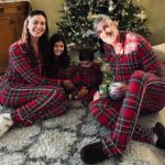 Odette Annable Instagram - Wishing everyone love and peace 🎄 ♥️ There was no Christmas card, no fancy plans, just embracing presence and loads of family time. It all goes by so quickly, soak it up when you can. Love you all! - The Annables