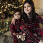 Odette Annable Instagram - Wishing everyone love and peace 🎄 ♥️ There was no Christmas card, no fancy plans, just embracing presence and loads of family time. It all goes by so quickly, soak it up when you can. Love you all! - The Annables