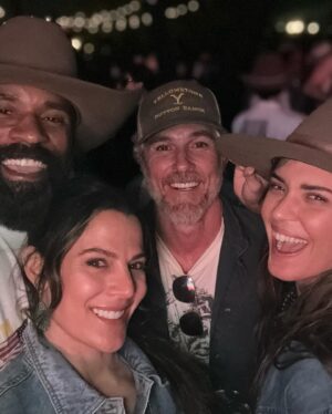 Odette Annable Instagram - 🤠🤘🏽⚡️ S T A G E C O A C H ⚡️🤘🏽🤠 thank you to the entire team at @yellowstone for the experience! Love y’all!