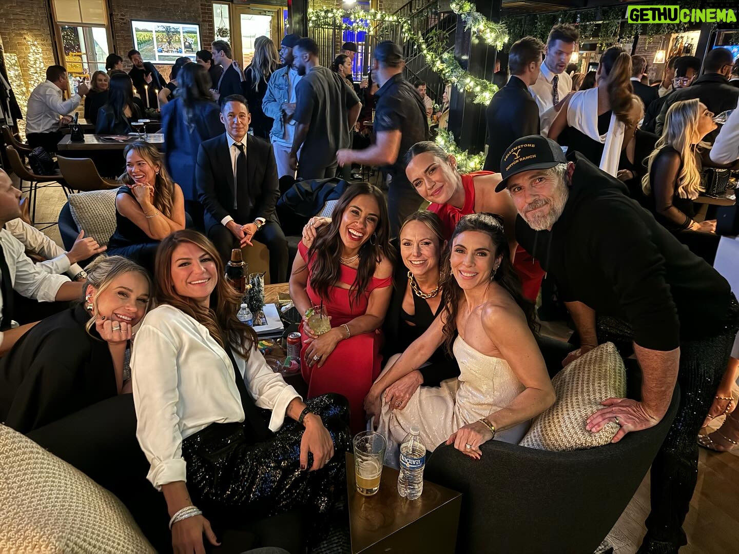 Odette Annable Instagram - What a NIGHT! Over 2.4 million raised for @center4cp with the Dancing With the Stars event in Austin. Dave danced his booty off and I was so proud of him but also so proud of everyone who had the guts to show up and challenge themselves on the dance floor. Great work! I hope you enjoy watching the dance. Lotta love all night long. 🪩🕺🏼🪩 @dave_annable