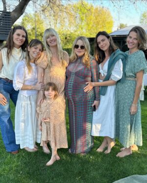 Odette Annable Instagram - This past weekend was spent celebrating the one and only @heyjengeorge. Happy happy birthday and happy baby blessing you angel. Georgie, you are so very loved. Anytime I spend with you makes me better. And my goodness, you are SO pretty :) What a treat to spend time in LA with my best friends. 🤍