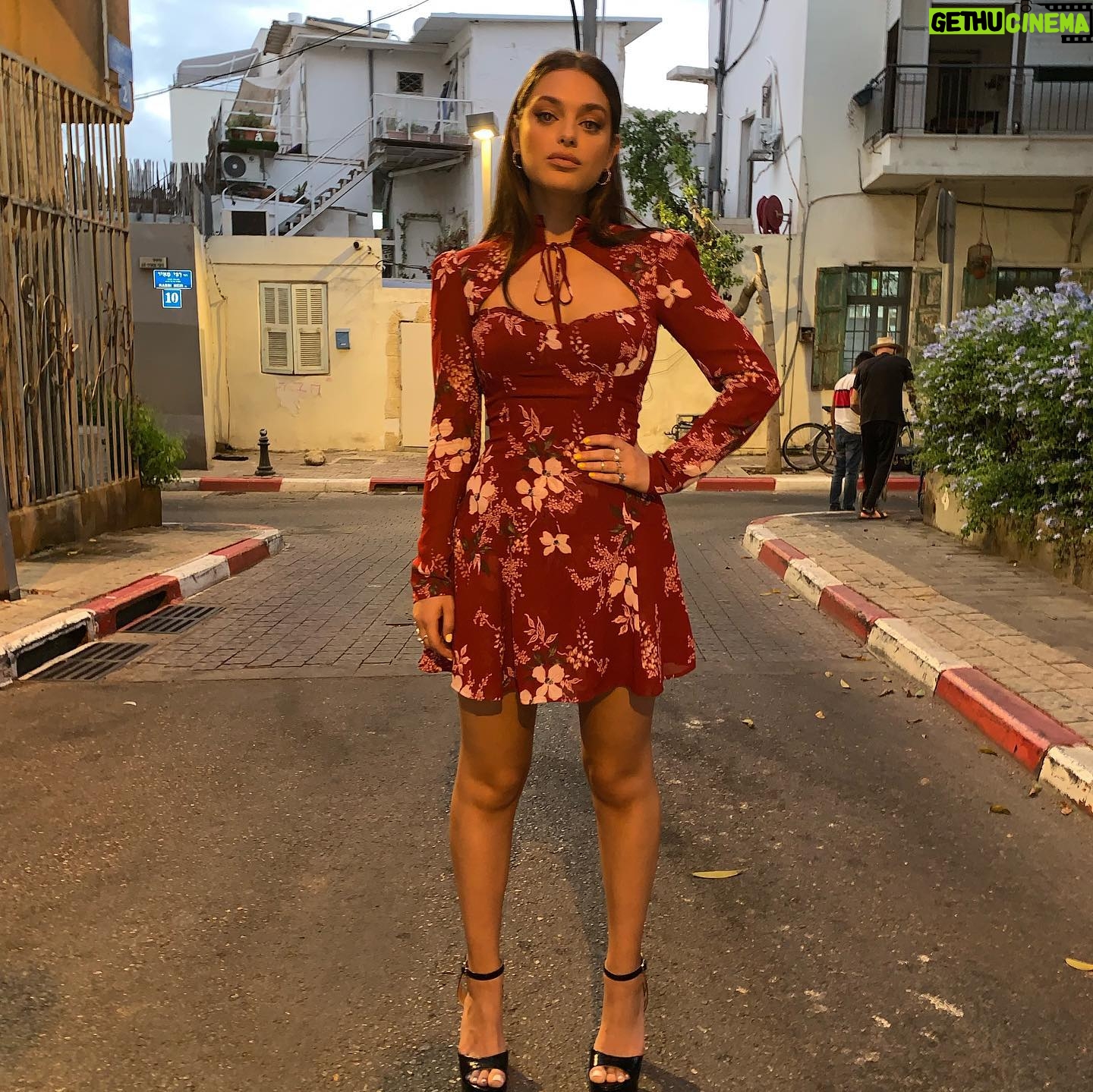 Odeya Rush - 74.4K Likes - Felt nauseous might delete later