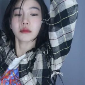 Oh Ji-yeon Instagram - 🧡🧡🧡🧡🧡
