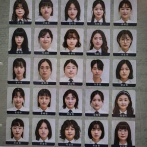 Oh Se-eun Instagram - 나의 봄 여름 가을 겨울 함께 했던 피라미드 게임🔺

재형이를 연기하면서 정말 많이 행복했어요🥹
부족한 제가 매력 넘치는 재형이를 다 담아내지 못해서
속상할때도 많았답니다••
그때마다 옆에서 많이 도와주고 좋은 말 해줬던 언니들!
그리고 피겜의 어머니, 소연 감독님 🫶
현장에서 잠도 못자고 더위와 추위를 함께했던 모든 스탭 언니,오빠분들께  감사 인사 드립니다!
덕분에 피라미드 게임을 촬영 하면서 많이 배우고 많이 성장 했습니다!
마지막으로 좋은 사람들과 함께 만든 피라미드 게임 많이 사랑해주셔서 감사합니다🤍🫶

그럼 이제 진짜 마지막 피라미드 게임, 종료 할게🔺