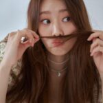 Oh Hye-soo Instagram - ⌛️ 돌고돌아 결국에는 소중한 인연이 되는 사람들이 있다. 그런 놀라운 사람들과 함께한 너무나도 따뜻했던 작업, 그 마지막 결과물🤎 Photo. @hoho_yummy H&M. @p___ji Stylist. @recipeon Model. @5yes__