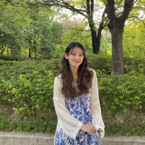 Oh Hye-soo Instagram - 가장 좋아하는 5월,🌿
