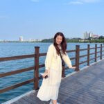 Oh Hye-soo Instagram - 여름 끝자락에서🦋