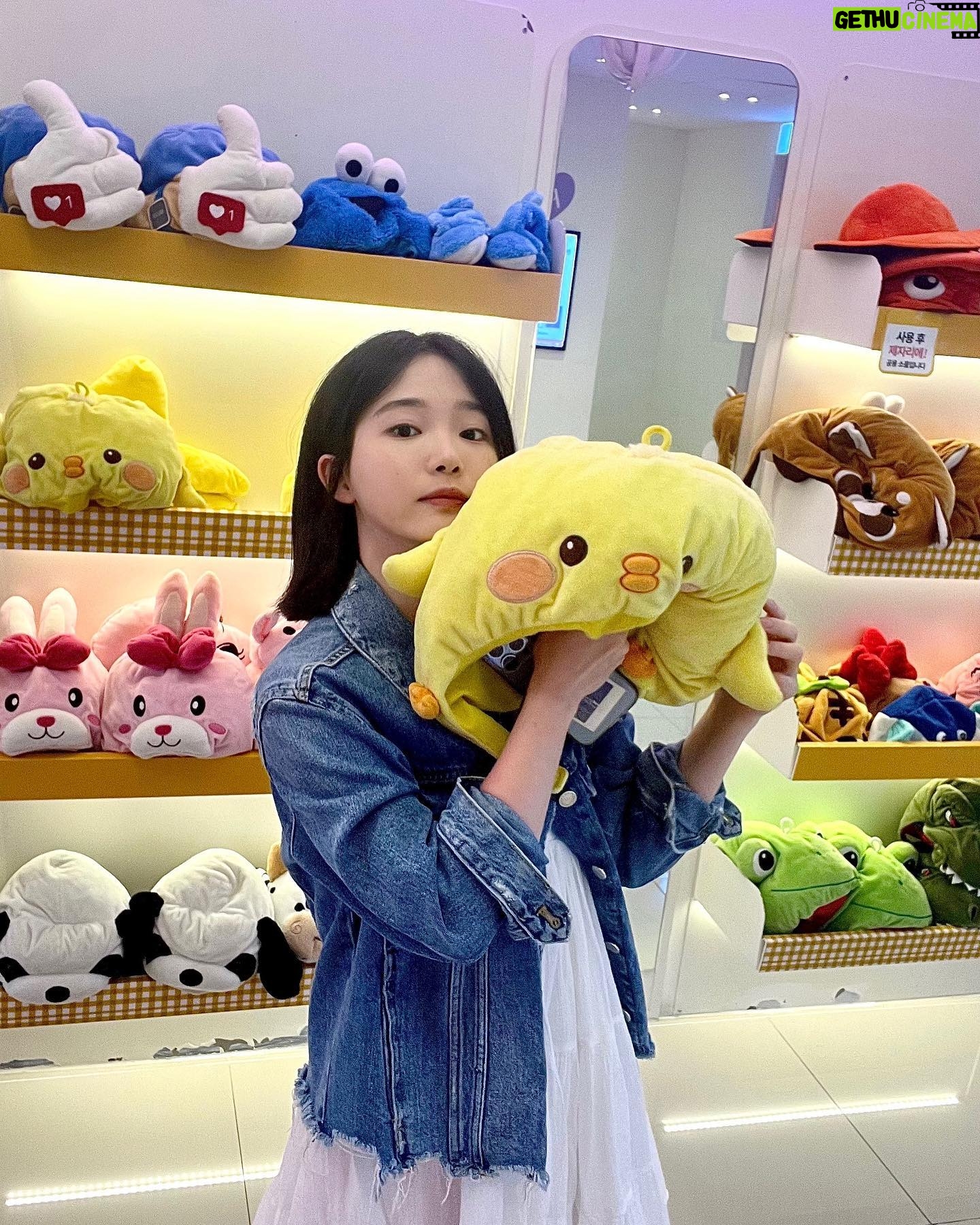 Oh Yu-jin - 22K Likes - #😚 #🐥 #💛