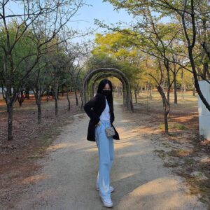 Oh Yu-jin Instagram - 🌿💐
#꽃구경 #예쁘다 #엄마의시선
